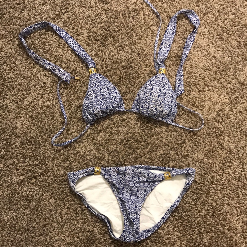 Helen Jon blue and white bikini
